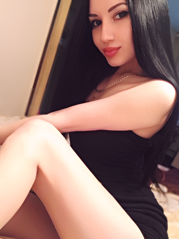 Елена привлекальеная девушка из Московского цена от 2500 руб