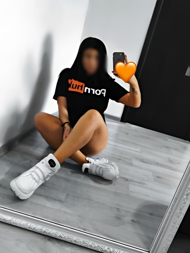 Индивидуалка Каролина, доступна для личного знакомства от 1500 руб