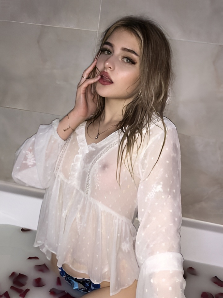 Рада привлекальеная девушка из Московского цена от 2000 руб