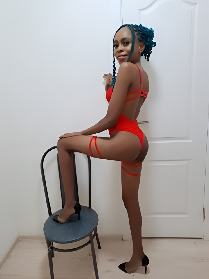 Роза привлекальеная девушка из Московского цена от 2000 руб