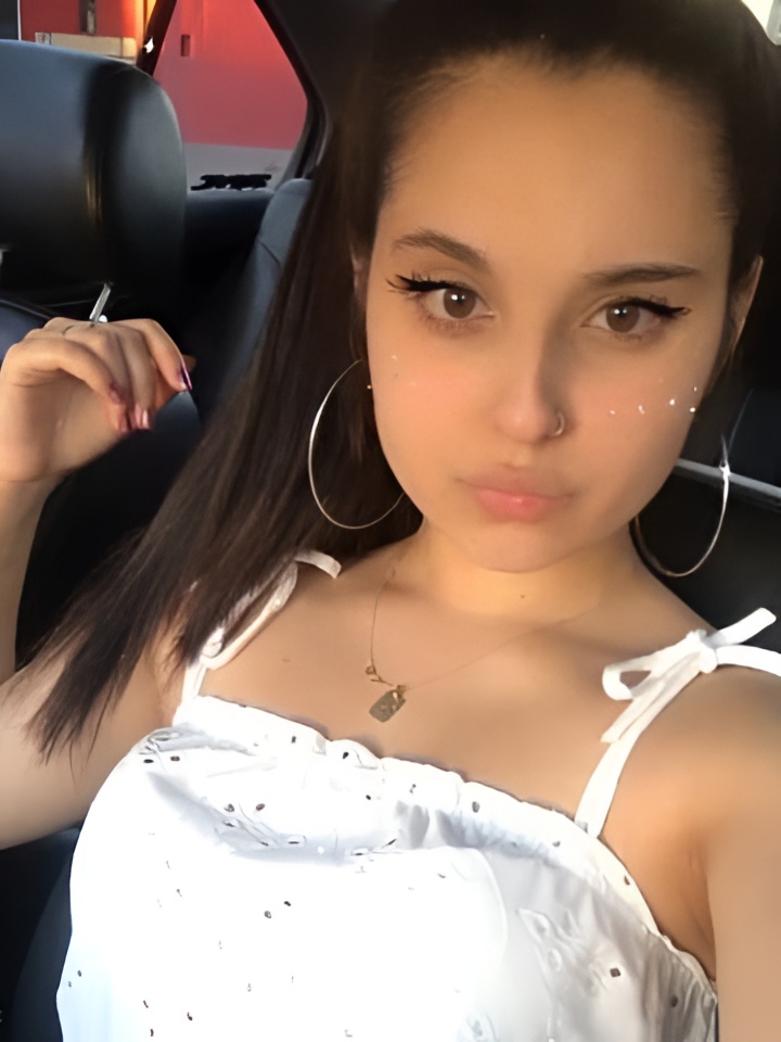 Жоржина привлекальеная девушка из Московского цена от 1500 руб