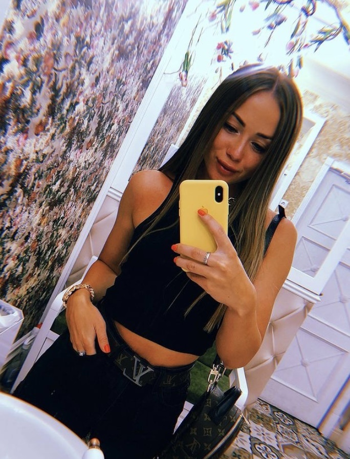 Индивидуалка 🎥 Карина, доступна для личного знакомства от 4000 руб