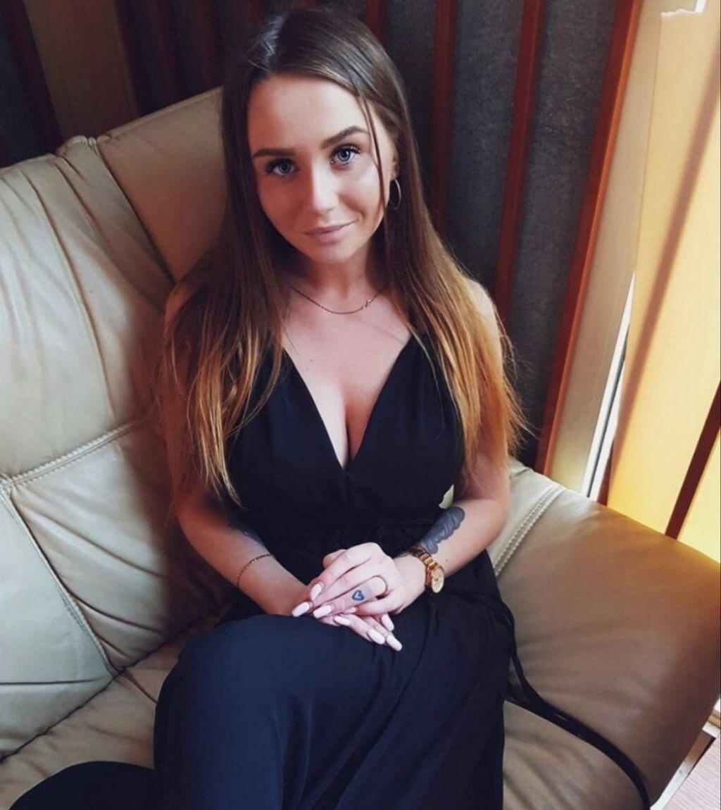 Лена привлекальеная девушка из Московского цена от 3000 руб