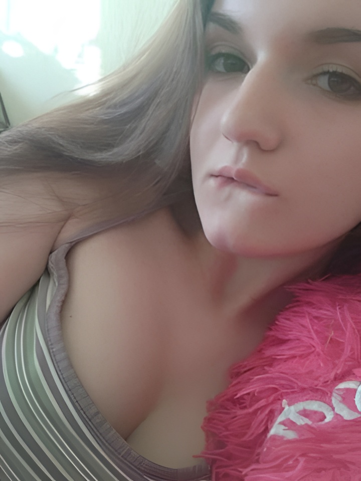 Индивидуалка Лаура, доступна для личного знакомства от 5000 руб