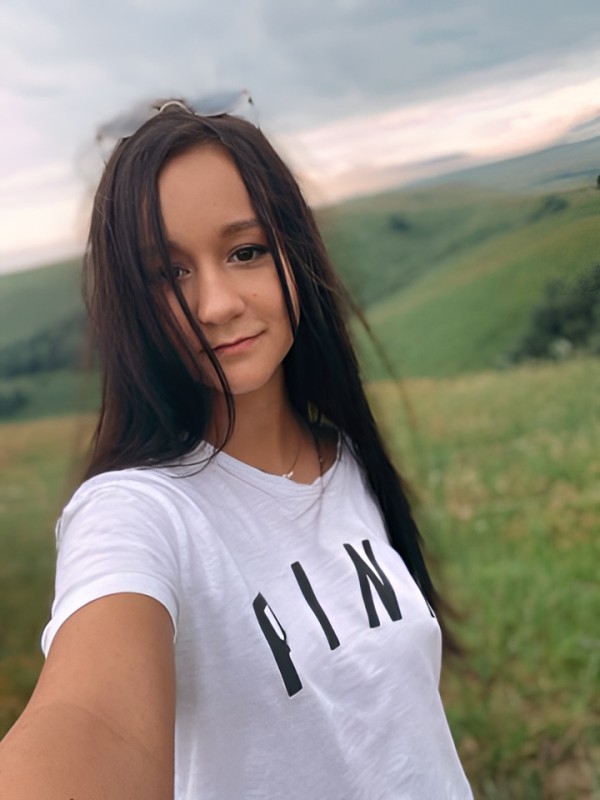 Диана привлекательная девушка из Московского цена от 10000 руб