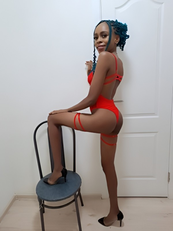 Роза привлекательная девушка из Московского цена от 2000 руб