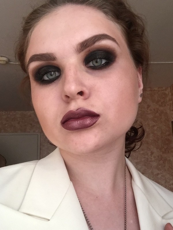 Елена привлекательная девушка из Московского цена от 3000 руб