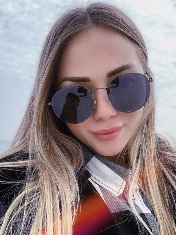 🎥 Карина привлекательная девушка из Московского цена от 4000 руб